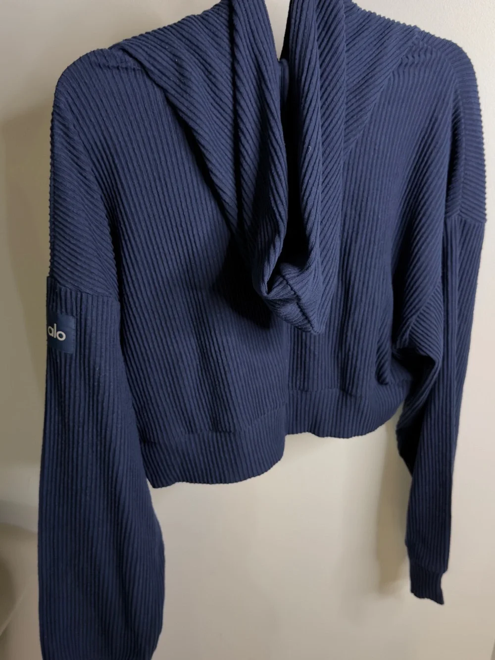 ALO Yoga Ribbed Navy Blue Cropped Hoodie